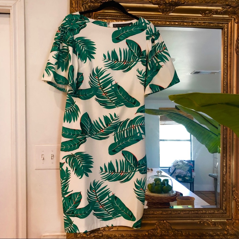 Alton Gray palm dress size 4 white bell sleeves